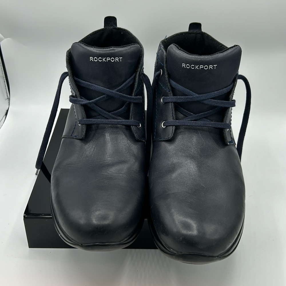 Men’s RockPort Genuine Leather Casual boot shoes, Navy Blue, size 11.